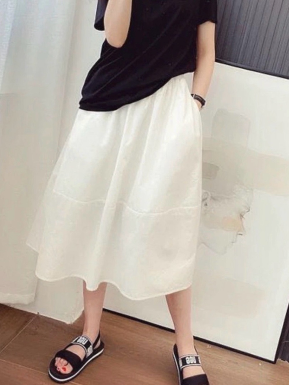 Pull-on White Cotton Elastic Waist A-Line Skirt